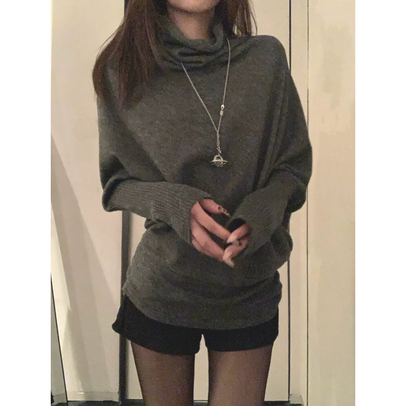 法式慵懒风高领蝙蝠袖针织衫女宽松显瘦亲肤内搭打底衫堆堆领毛衣