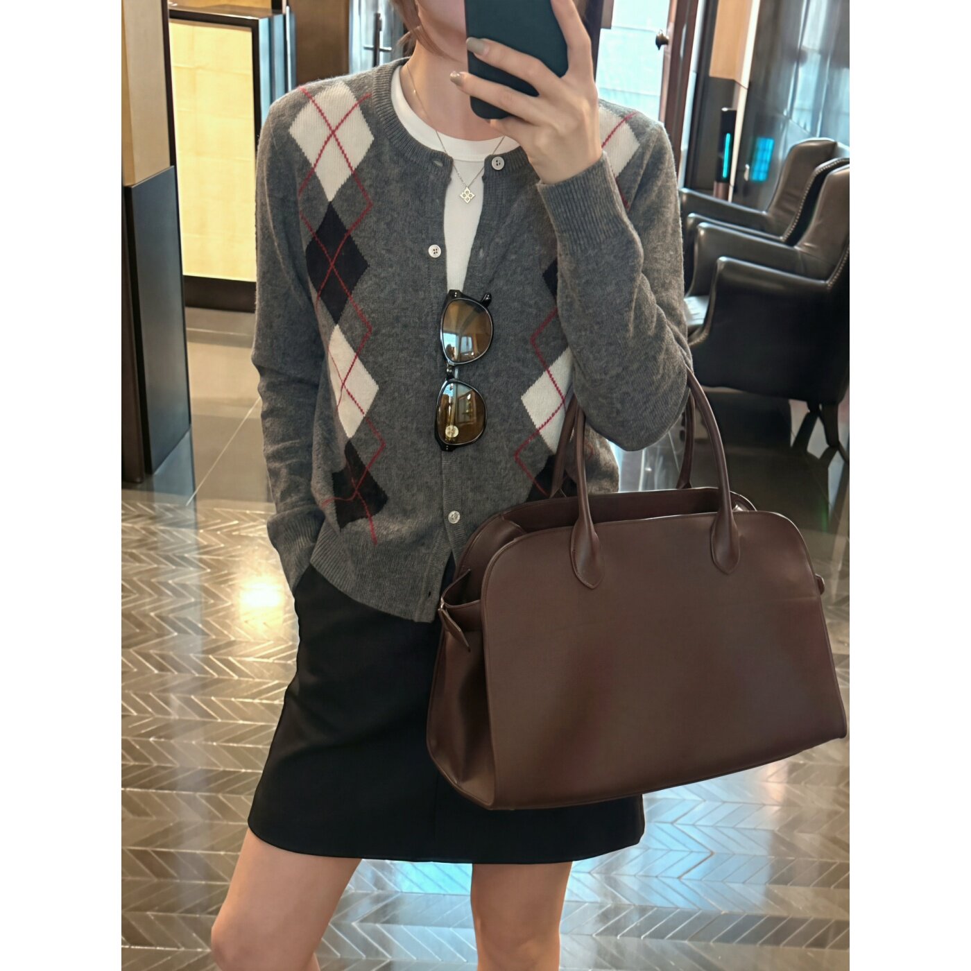 法式复古菱形格针织开衫女春秋季高智感显瘦亲肤长袖毛衣绝美上衣