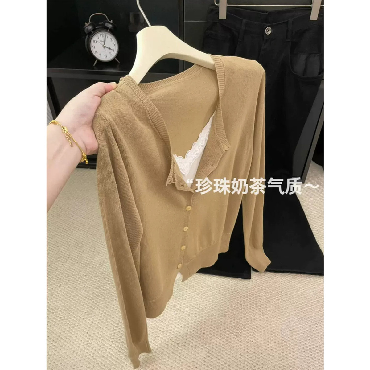 法式温柔蕾丝拼接假两件针织衫女卡春秋宽松气质V领长袖开衫上衣