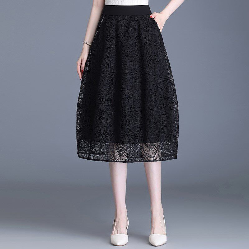 2025秋季新款a字裙中长款显瘦洋气花苞裙松紧腰黑色蕾丝半身裙女