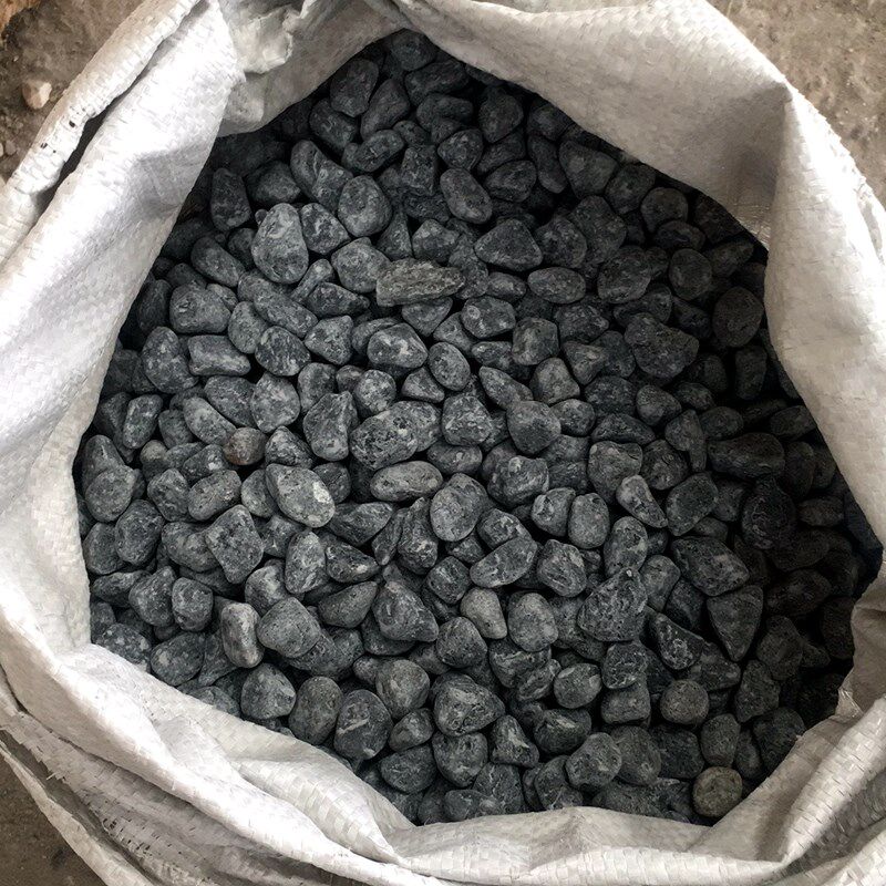 砾石石头黑色小石子灰色水洗石园林景观庭院用铺面日式旱景枯山水