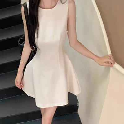 收腰A字无袖连衣裙子女夏2025新款设计感小众法式气质小个子裙子