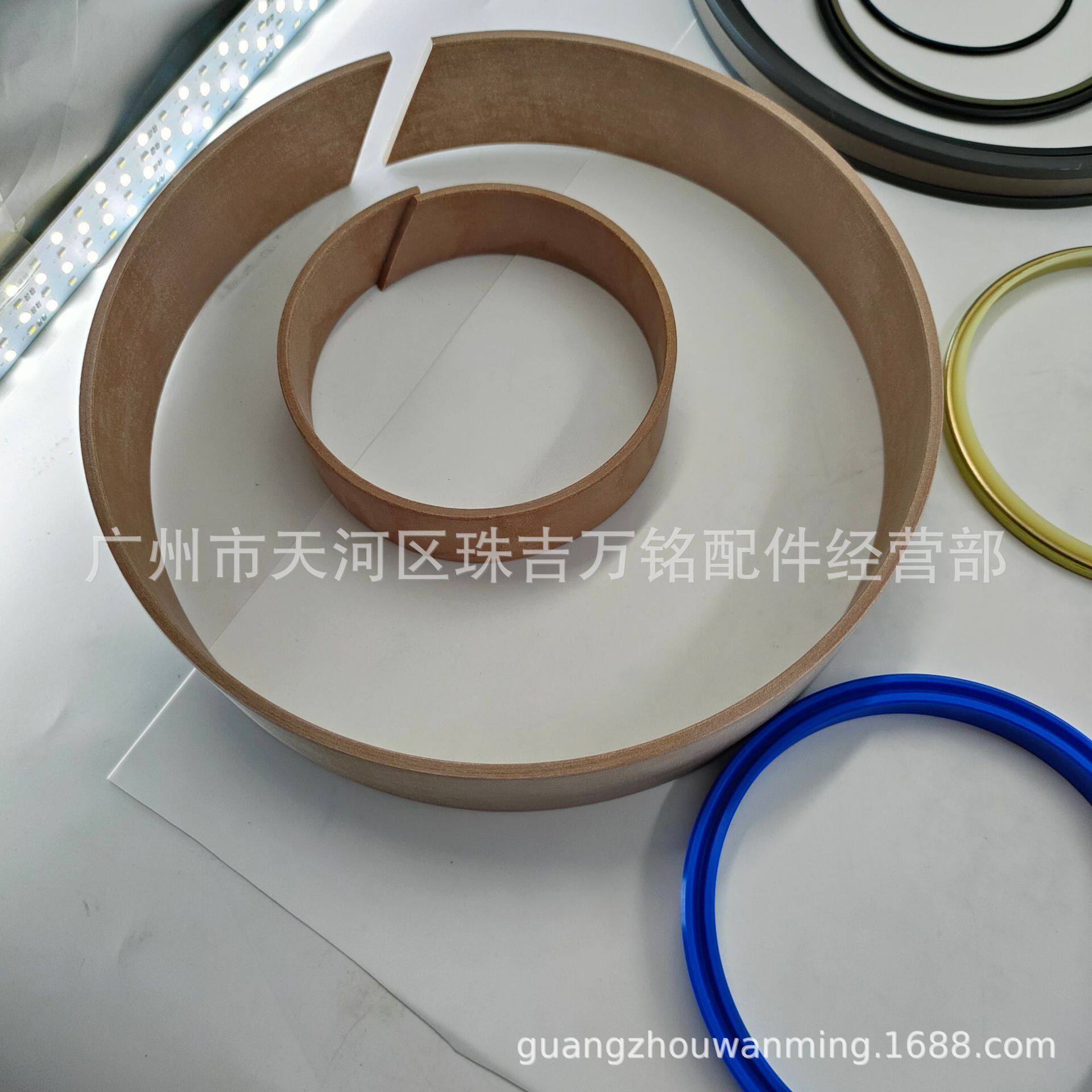 装载机油封11990348密封件倾斜油缸油封L150D/C倾斜油缸修理包