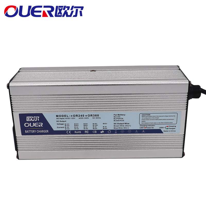 电动摩托三轮叉车充电器 12V 15A 铝壳充电器用于13.8V铅酸电池