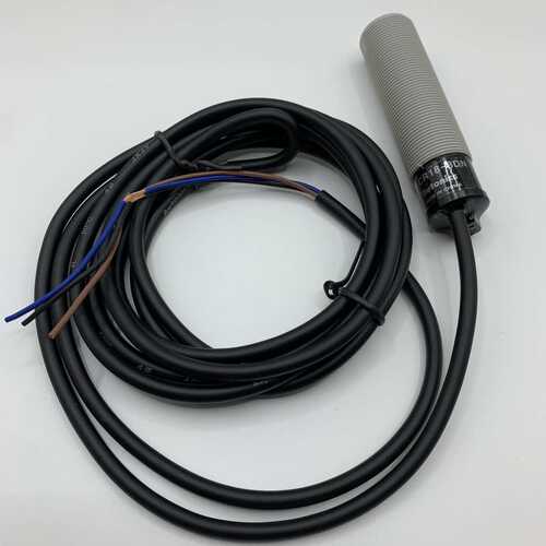 奥托尼克斯电容式接近开关CR18-8DN-8DP/8DN2/8AO/8AC 料位传感器