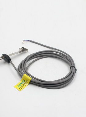 亚德客感应磁性开关CS1-M-020-S6/S10/S16/S20/S25/S32/S40 DS1-M