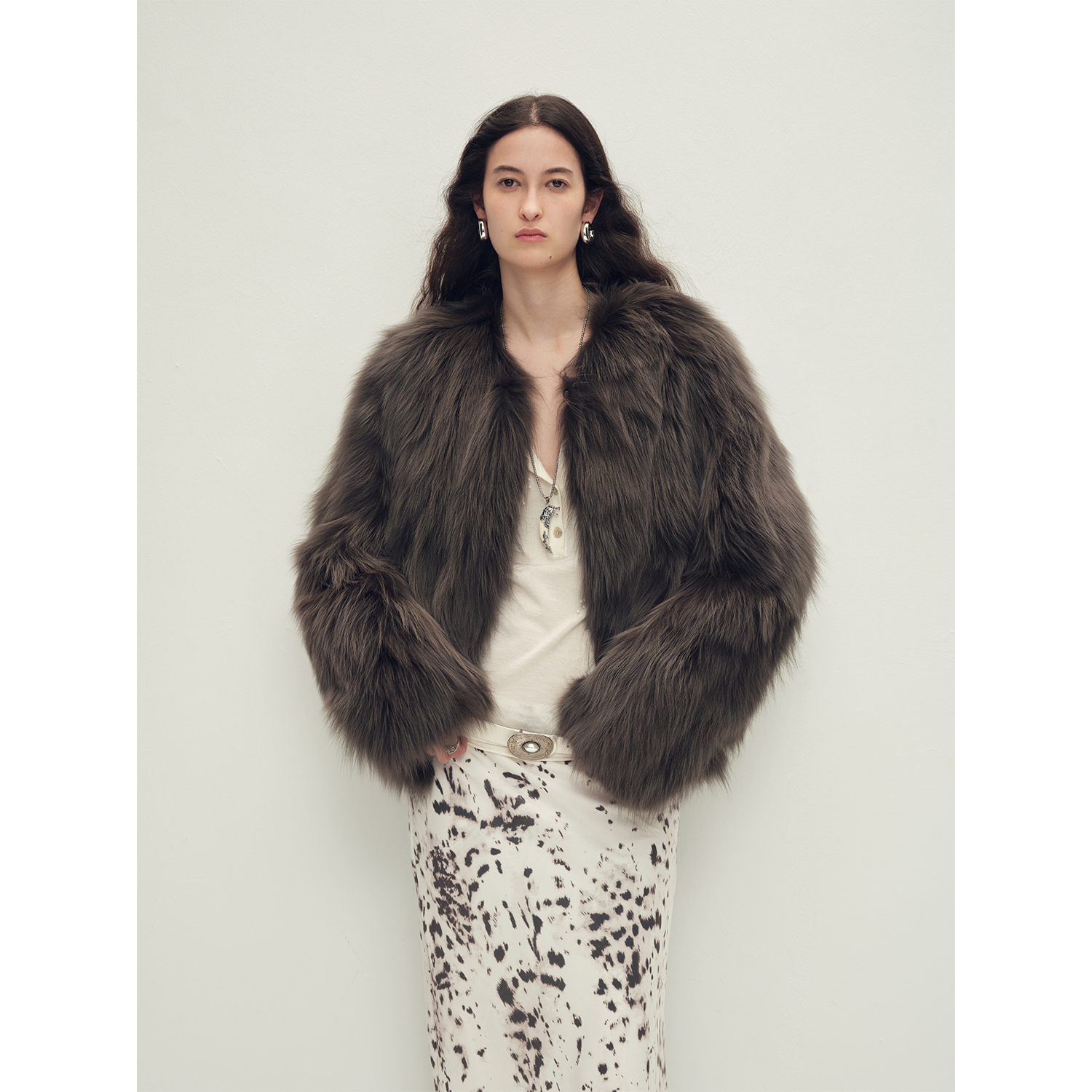 付智恩 芦苇花 进口SagaFurs圆领银狐坎毛定染狐狸毛皮草外套冬女