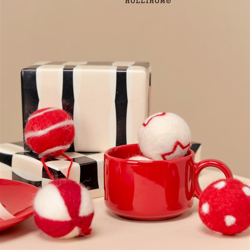 逅里Hollihom 圣诞树毛毡球球装饰 橱窗布置冬青新年红色挂件六只