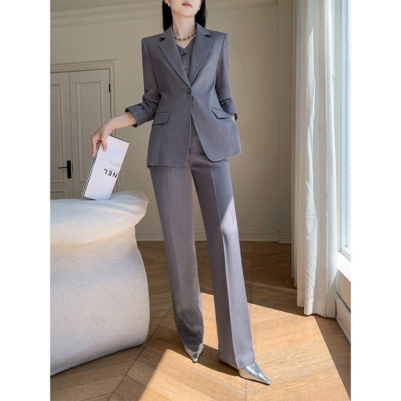 灰色西装套装女2024新款春秋款轻奢高级感小个子职业马甲西服外套