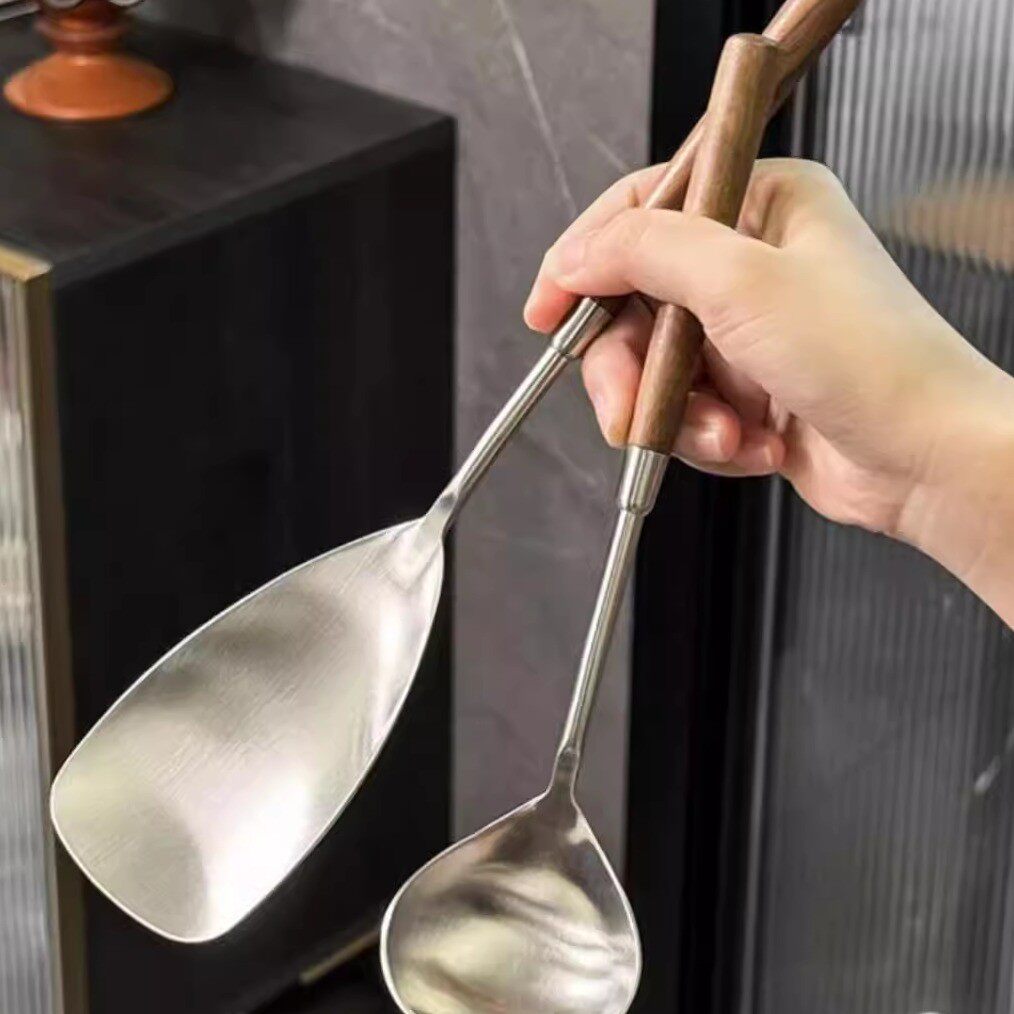 新款不锈钢网红饭勺胡桃木锅铲加厚高档长柄ins高颜值家用北欧