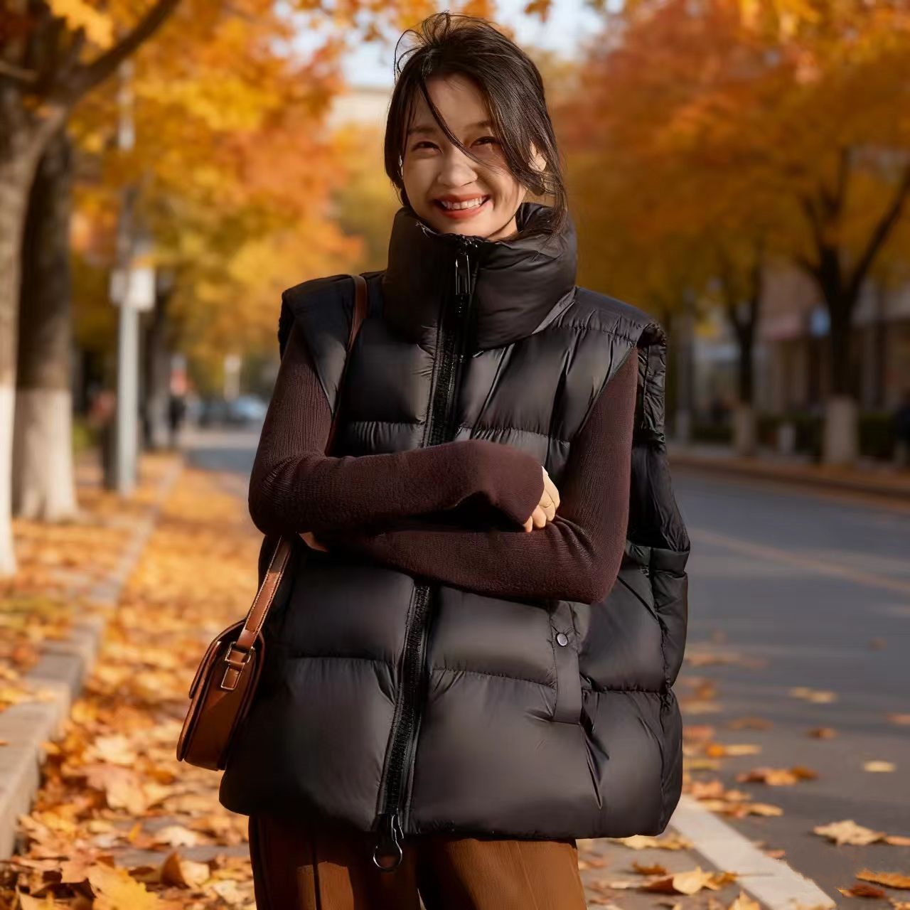 羽绒马甲女2025冬季新款白鸭绒