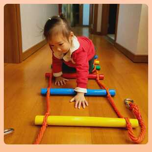 ?七彩绳梯幼儿大运动儿童攀爬家用加粗可折叠软梯搭配单杠