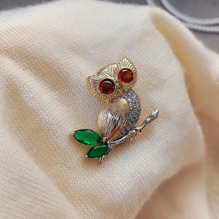 高级感微镶锆石动物胸花精致别针 复古精致猫头鹰胸针时尚
