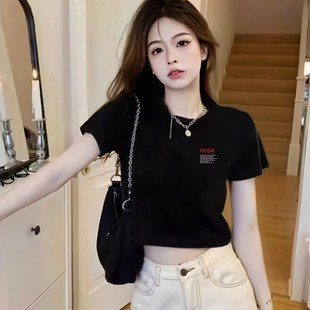 纯棉欧货黑色短款t恤女短袖2025夏新款高腰宽松字母正肩时尚上衣