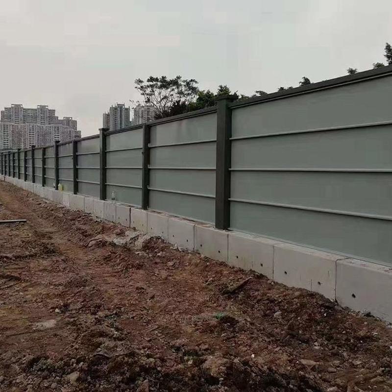 市政彩钢围挡施工挡板钢板围墙泡沫夹芯板围蔽工地冲孔钢结构围栏