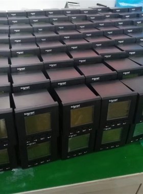 三相多功能电力仪表单相电流电压LEDK显示频率功率因数显表液晶