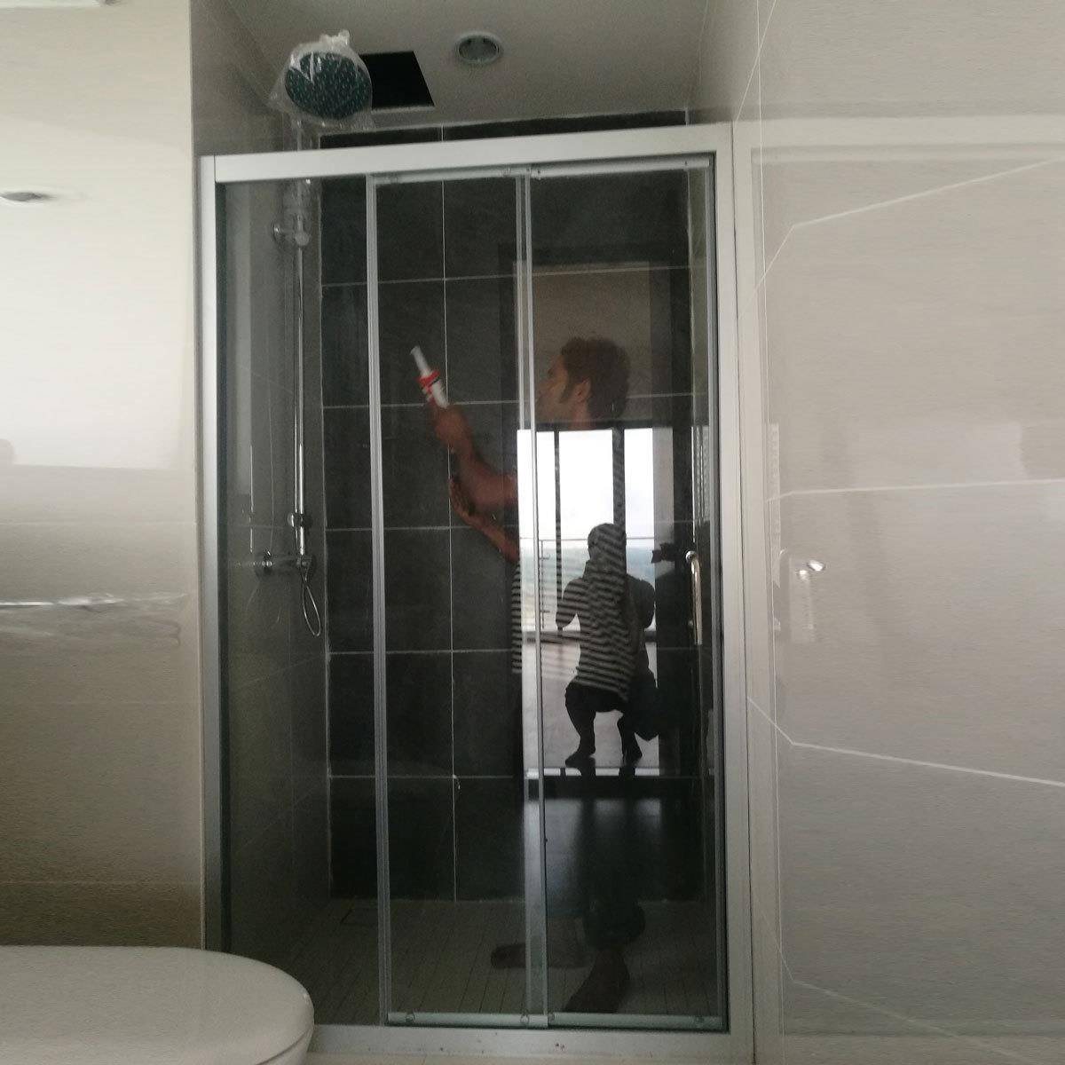 小户型联动门自有海外淋浴屏施工队伍劳务签证服务到位轻奢风