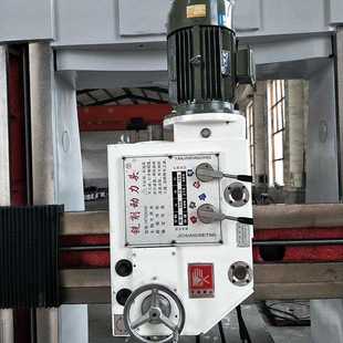 7.5自动镗铣端面铣头 5.5KW主轴钻孔动力头