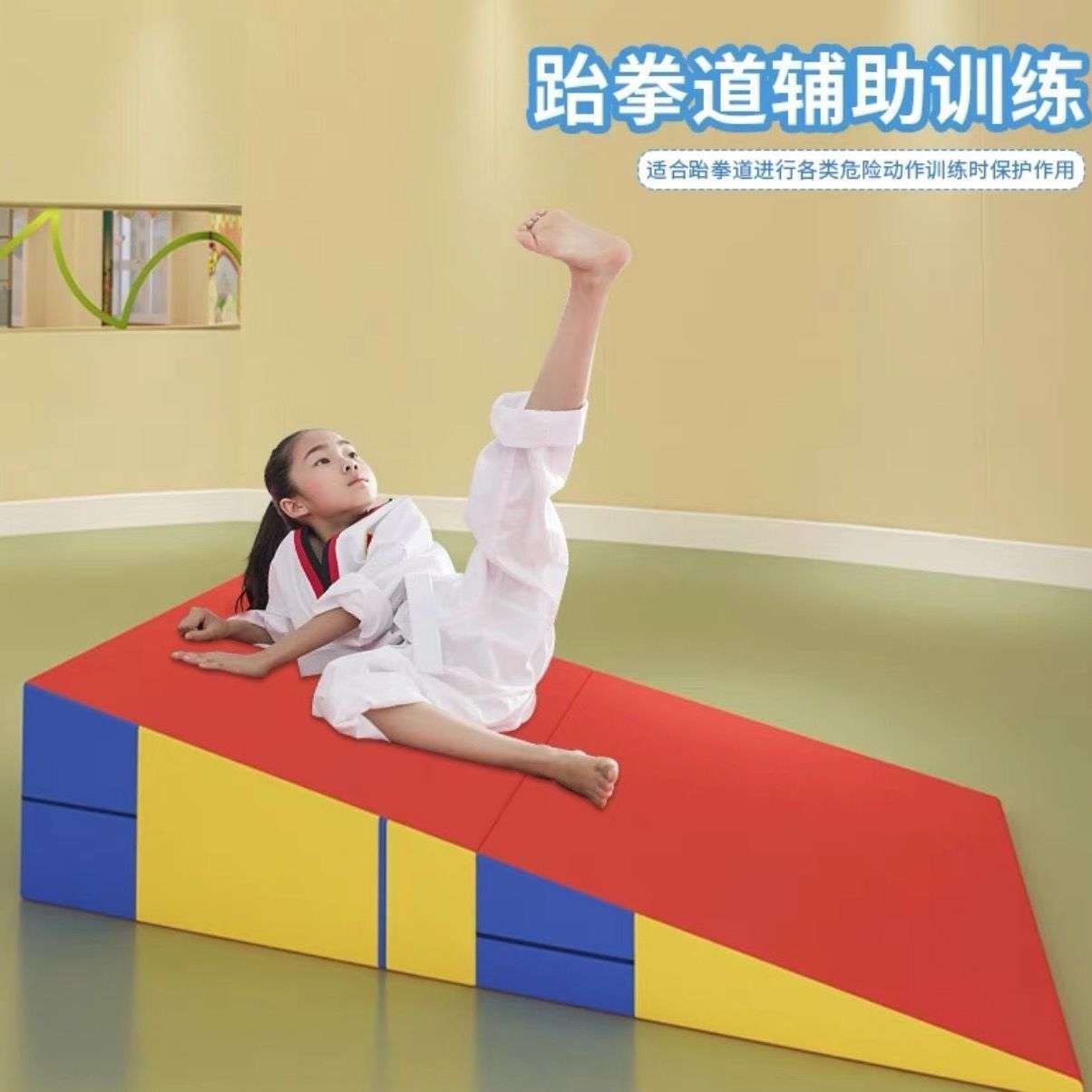 跳马训练器材儿童幼儿园软体跳箱器材山羊障碍体适能训练器