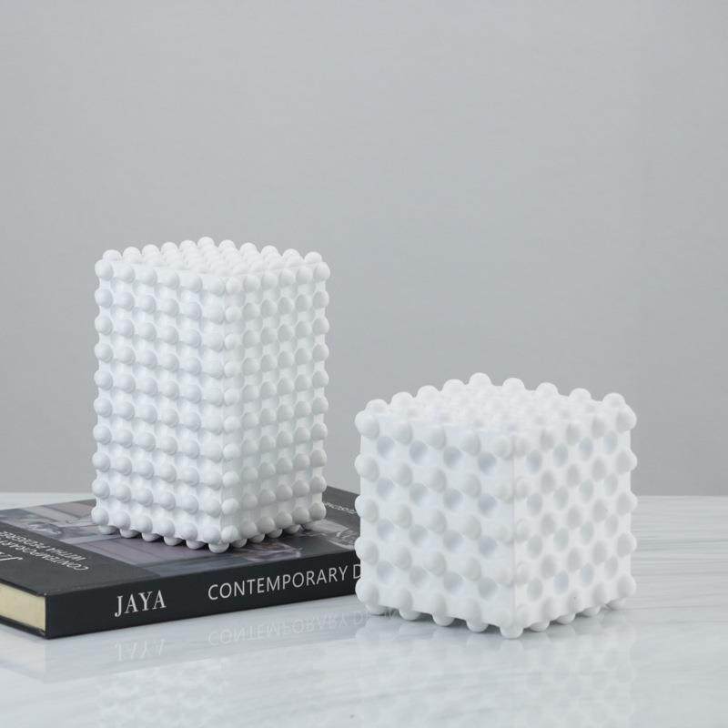 现代简约白色波点几何树脂摆件样板间书房客厅米兰软装饰品