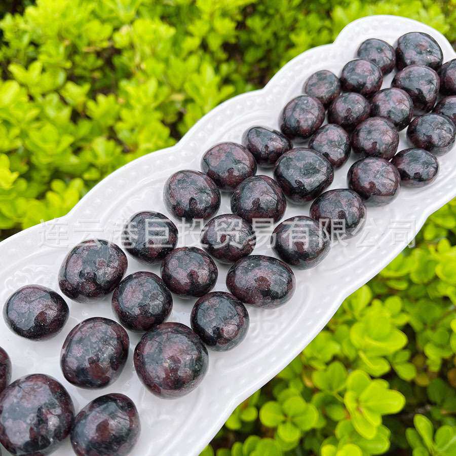 天然石榴石滚石烟花石榴石garnet tumble 大颗粒装饰摆件科普