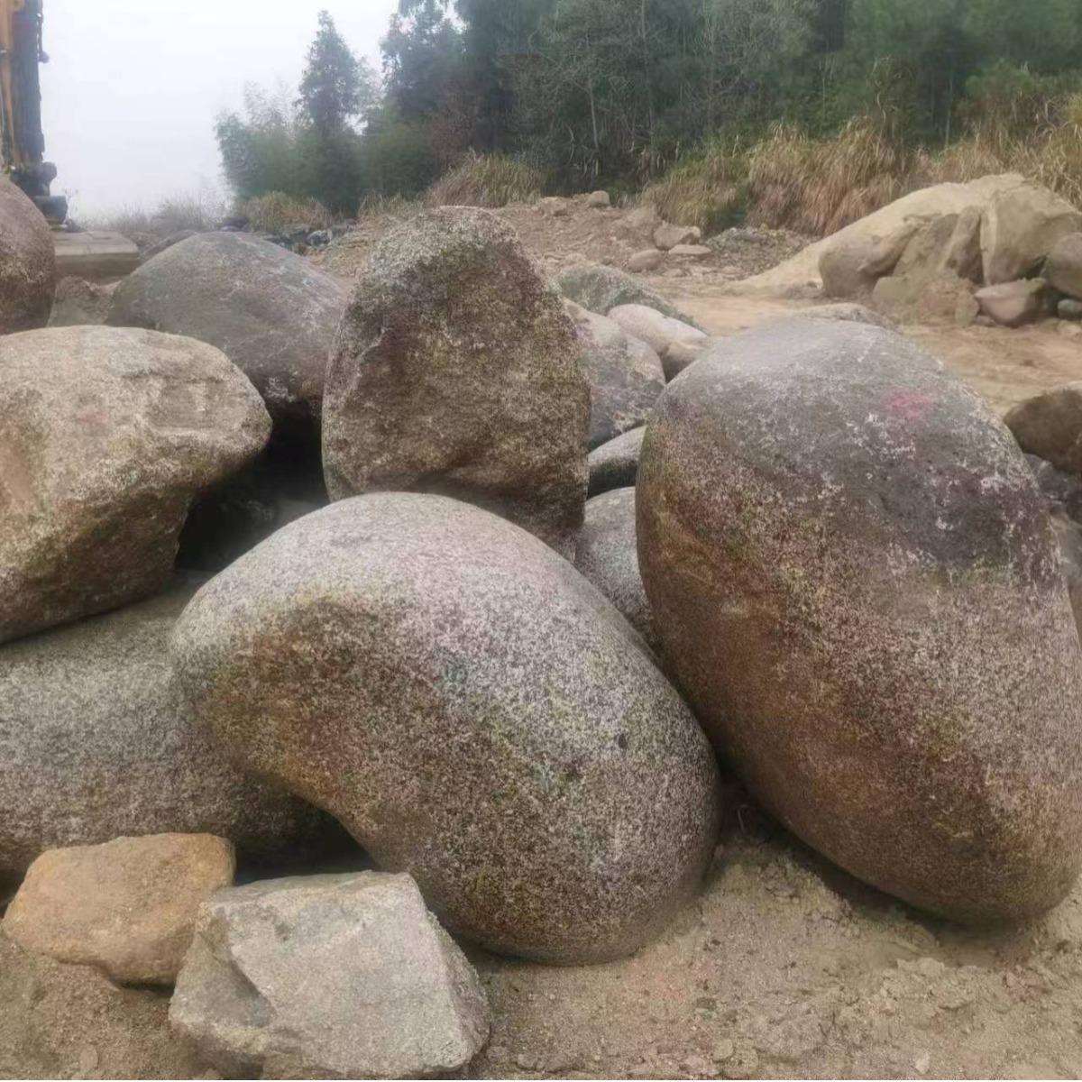 大量鹅卵石景观河卵石花园造景园林装饰石头鹅软石水冲石