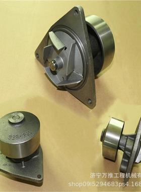 PC200-7水泵6735-61-11016D102水泵