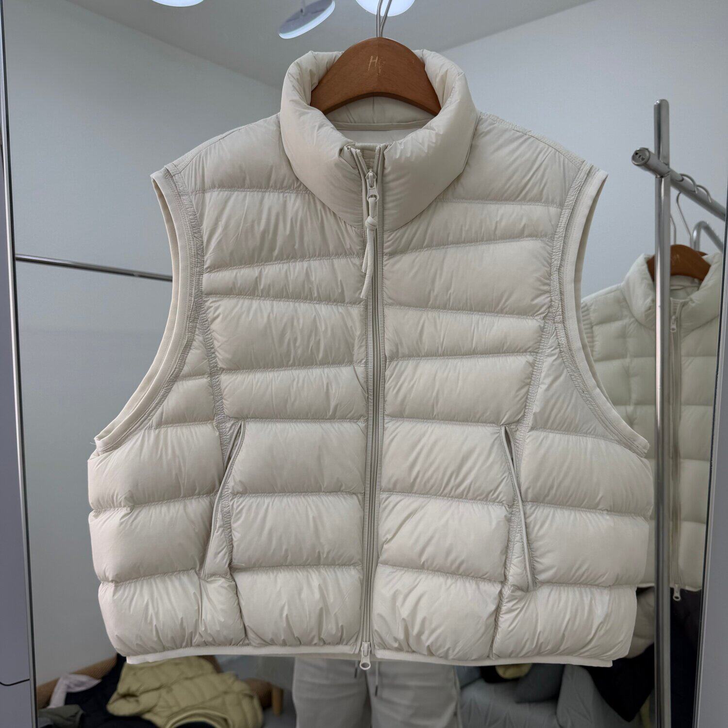 0936欧货95鸭绒羽绒马甲女短款轻薄保暖立领拉链百搭减龄泡芙外套
