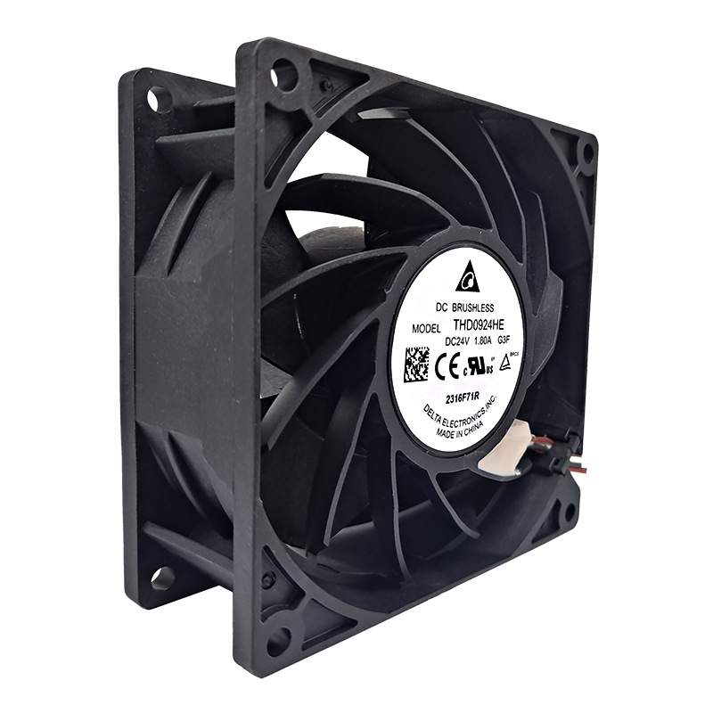 THD0924HE-G3F 1.8A 11000RPM 24V 9238 原装台达直流散热风扇
