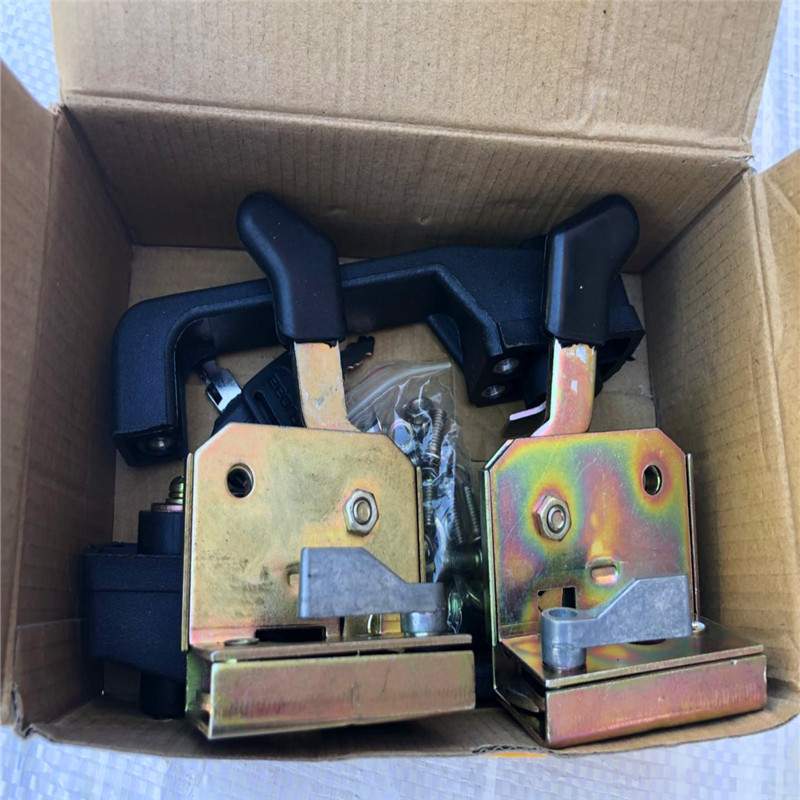 30 50 60装载机配套柳工龙工山工徐工厦工临工铲车门锁碰锁502