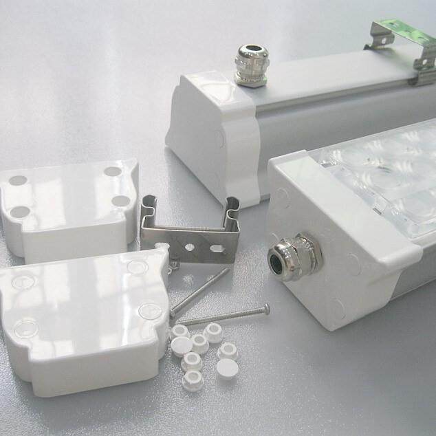 LED线型灯外壳1.2米60W带透镜线条灯外壳led吊灯套件角度可选