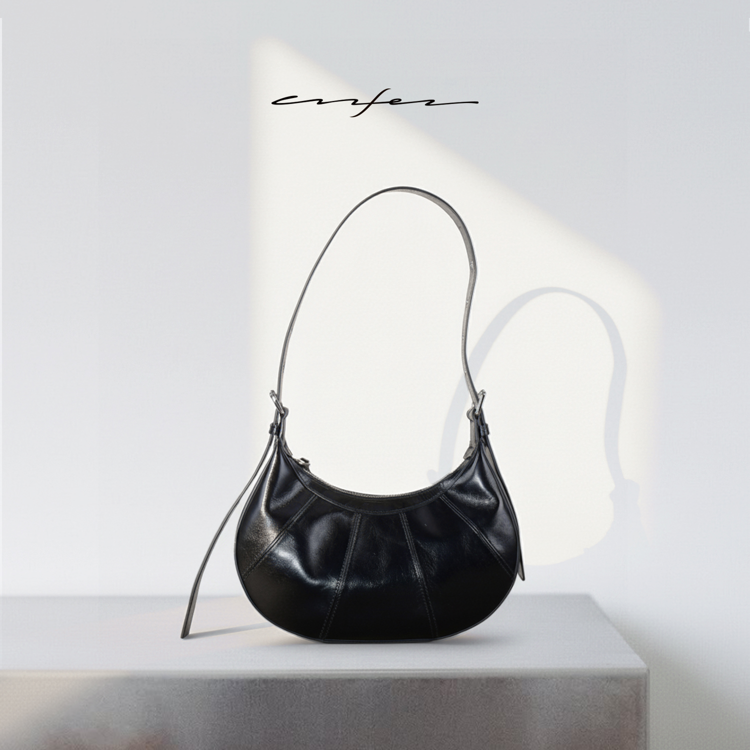 皮草搭子｜多种背法休闲月亮包