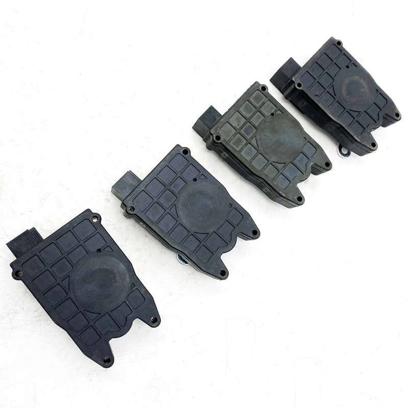 极速金彭D70 S70 鸿日S1 丽驰B01电动汽车闭Q锁器中控锁电机中控