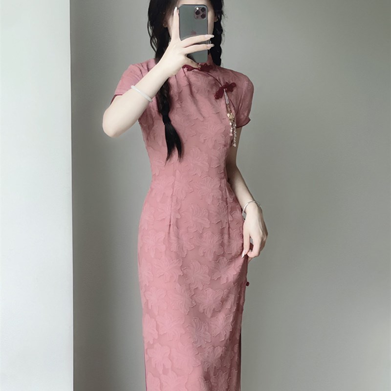 桃时复古民国风改良修身新中式日常粉色年轻款少女旗袍秋冬款