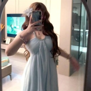 新款微胖大码法式夏季显白挂脖吊带仙女连衣裙高级感海边度假裙