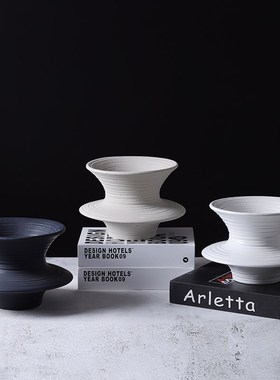 简约现代个性陀螺几何陶瓷摆件创意陶瓷几何摆件客厅样板房装饰品