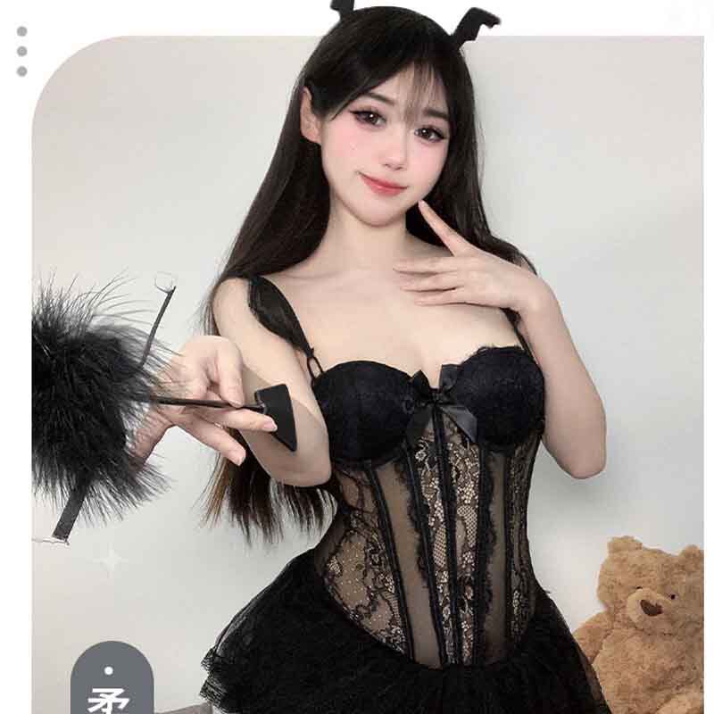 宫廷吊带袜纱裙甜美可爱
