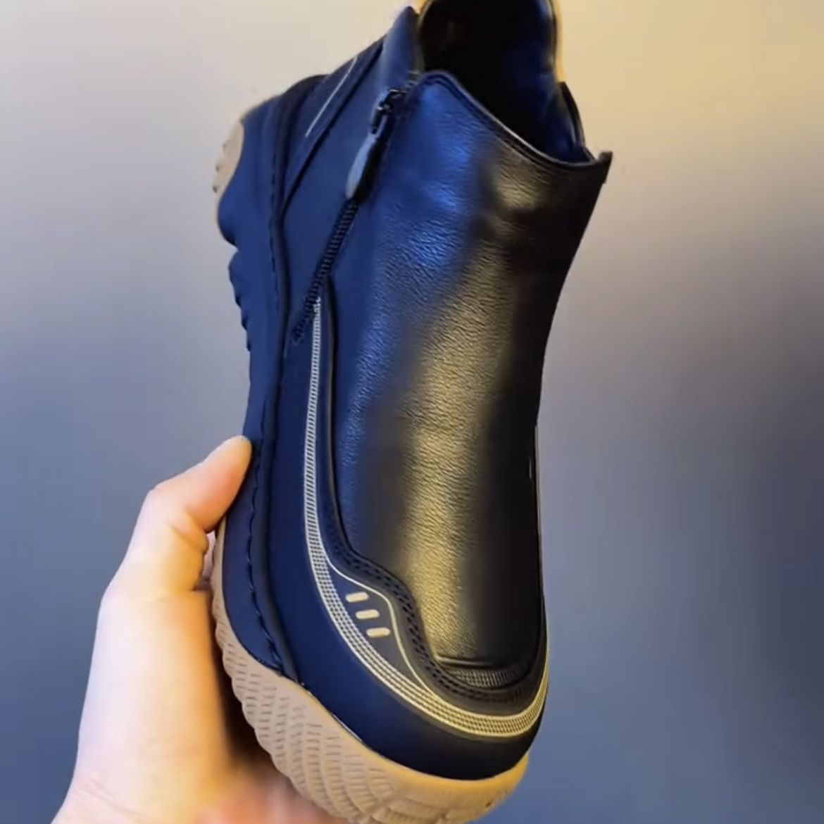 广州秋季款新品轻奢商务休闲高端时尚橡胶鞋底舒适洋气男鞋xD帅气