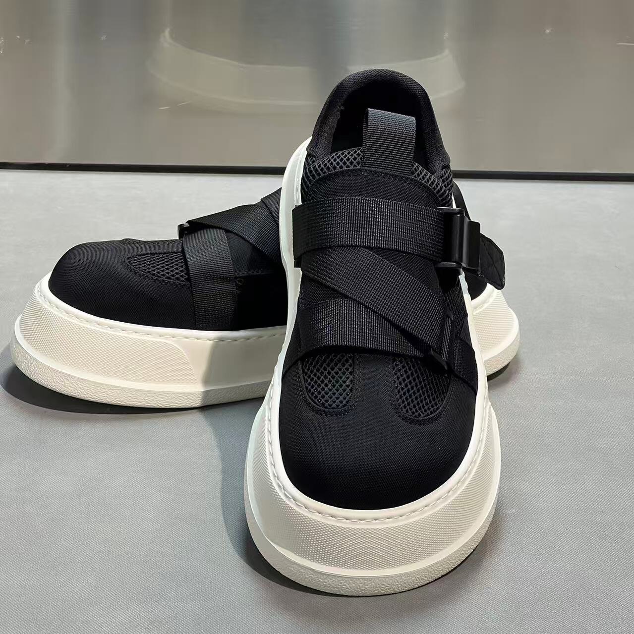 2026春季新品轻奢商务休闲高端时尚橡胶鞋底舒适洋气男鞋帅气GZ