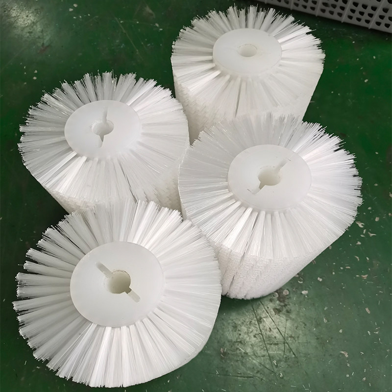 工业毛刷辊滚筒刷厂家定做小型尼龙丝刷除尘空心毛刷轮圆形圆柱刷