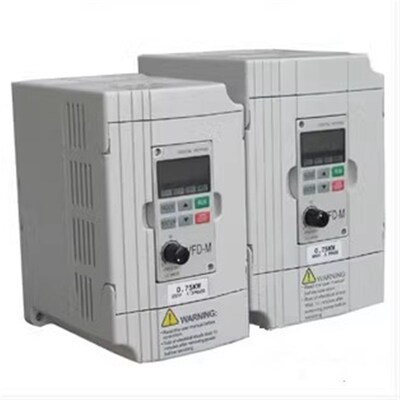 变频器VFD004M23A 007M23A 015M23A 0.4KW/0.75/1.5 三相220v