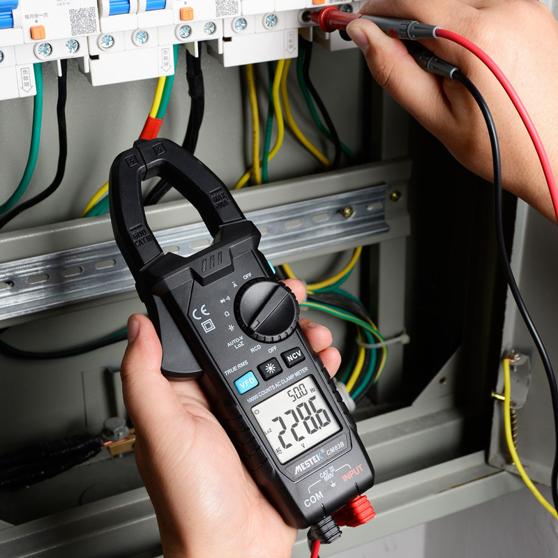 钳形万用表数字高精度智能防v烧多功能钳表电工专用维修便携万能