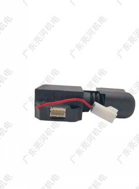 Makita/牧田650772-3 6507723 DTD170开关 XDT12  C3JW-1A-1