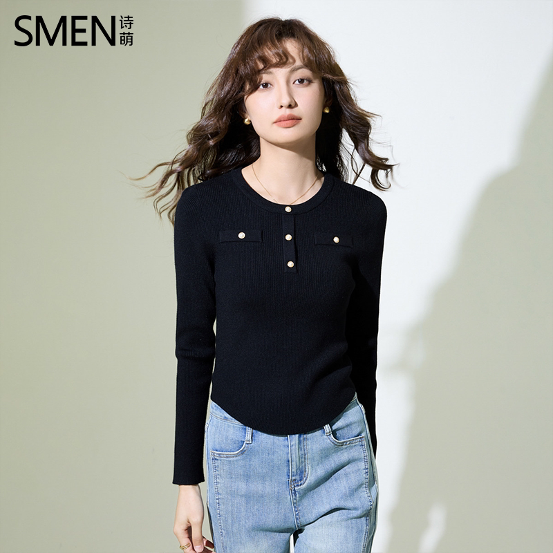 SMEN诗萌秋季修身短款珍珠扣针织