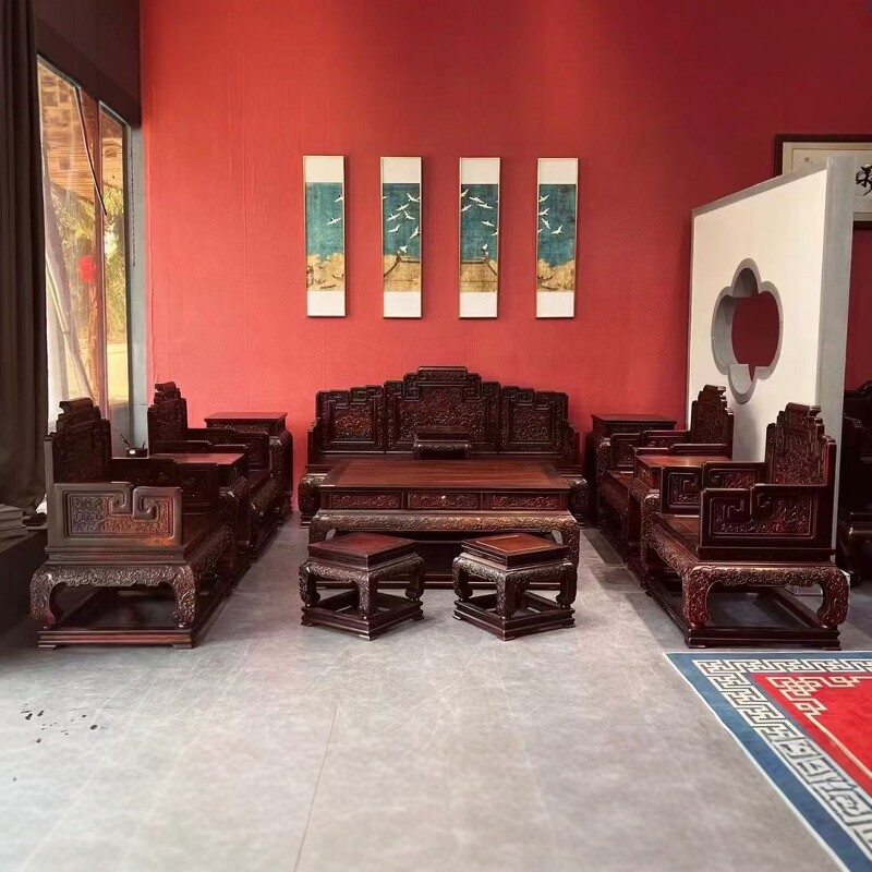 大红酸枝精工宝座沙发客厅交趾黄檀实木雕花明清红木家具承载文化