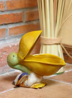 创意海洋系列之鹈鹕招财陶瓷玄关钥匙盘水果盘肥皂盒收纳家居摆件