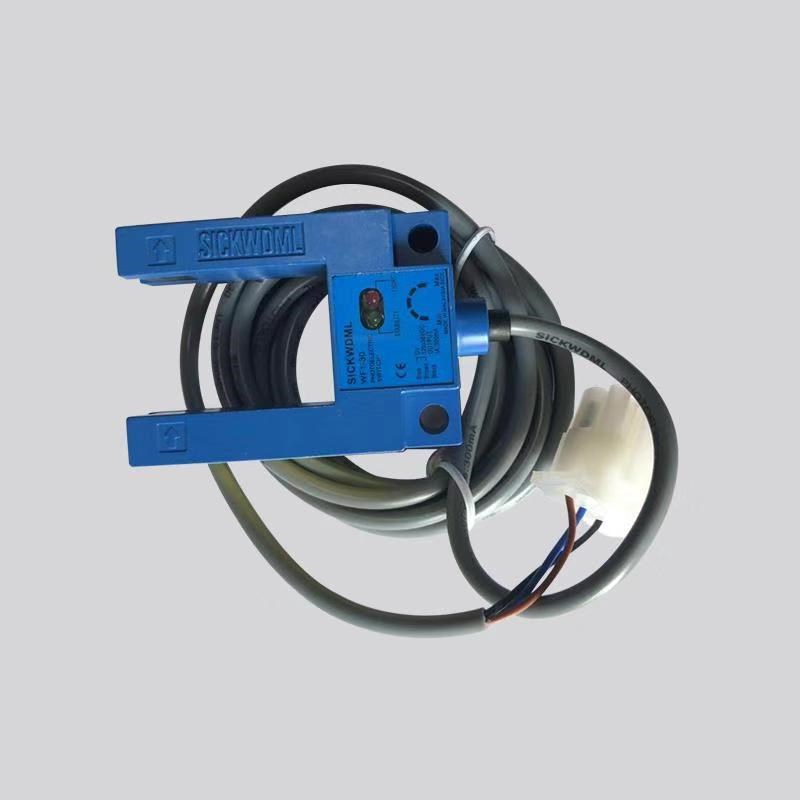 电梯光电开关WF1-30平层开关平层感应器PNP适合沃克斯恒达富士电