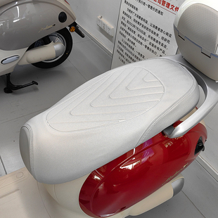 电动车坐套防晒防雨加厚通用摩托车踏板车座垫套防滑皮革四季 通用