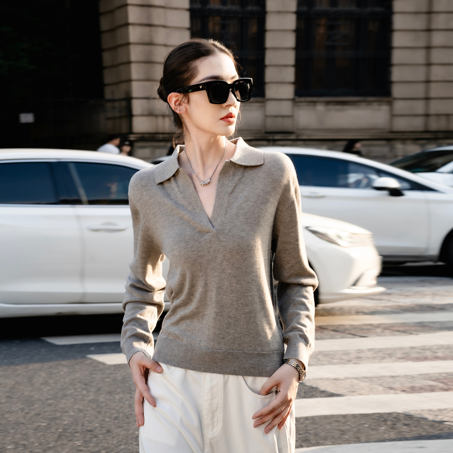 简约设计感翻领针织衫女2025秋季新款宽松百搭气质长袖打底衫上衣