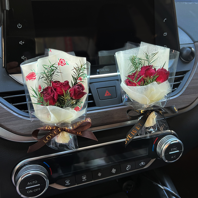 汽車出風(fēng)口香薰花束創(chuàng)意玫瑰干花車載空調(diào)裝飾擺件少女心香氛香水